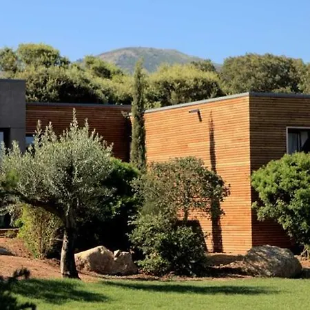 Algajola Sleeps 4 Pool Air Con Wifi T805848